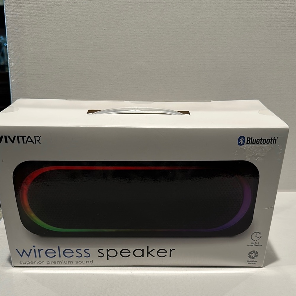 NWT VIVITAR Woreless Speaker W/Superior Premium Sound.